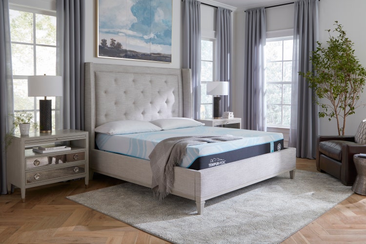 Learn more about our complimentary mattress removal, financing, delivery &amp; returns